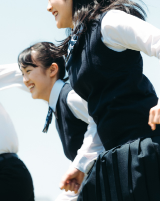 高校無償化とは？2025年からの所得制限撤廃や申請方法をわかりやすく解説