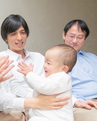 生前贈与とは？贈与税に関わる制度や生前贈与を行うための注意点をくわしく解説