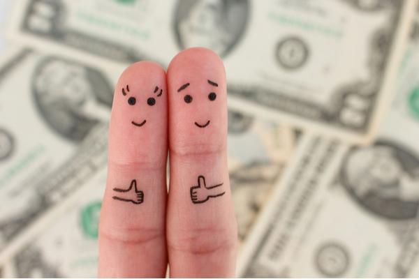 年収800万円が幸福度の限界点?年収と幸福度の関係とは