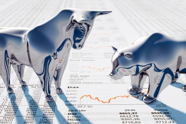 最高の投資家ウォーレン・バフェットが5兆円損失?これからの投資戦略を示す3つの語録