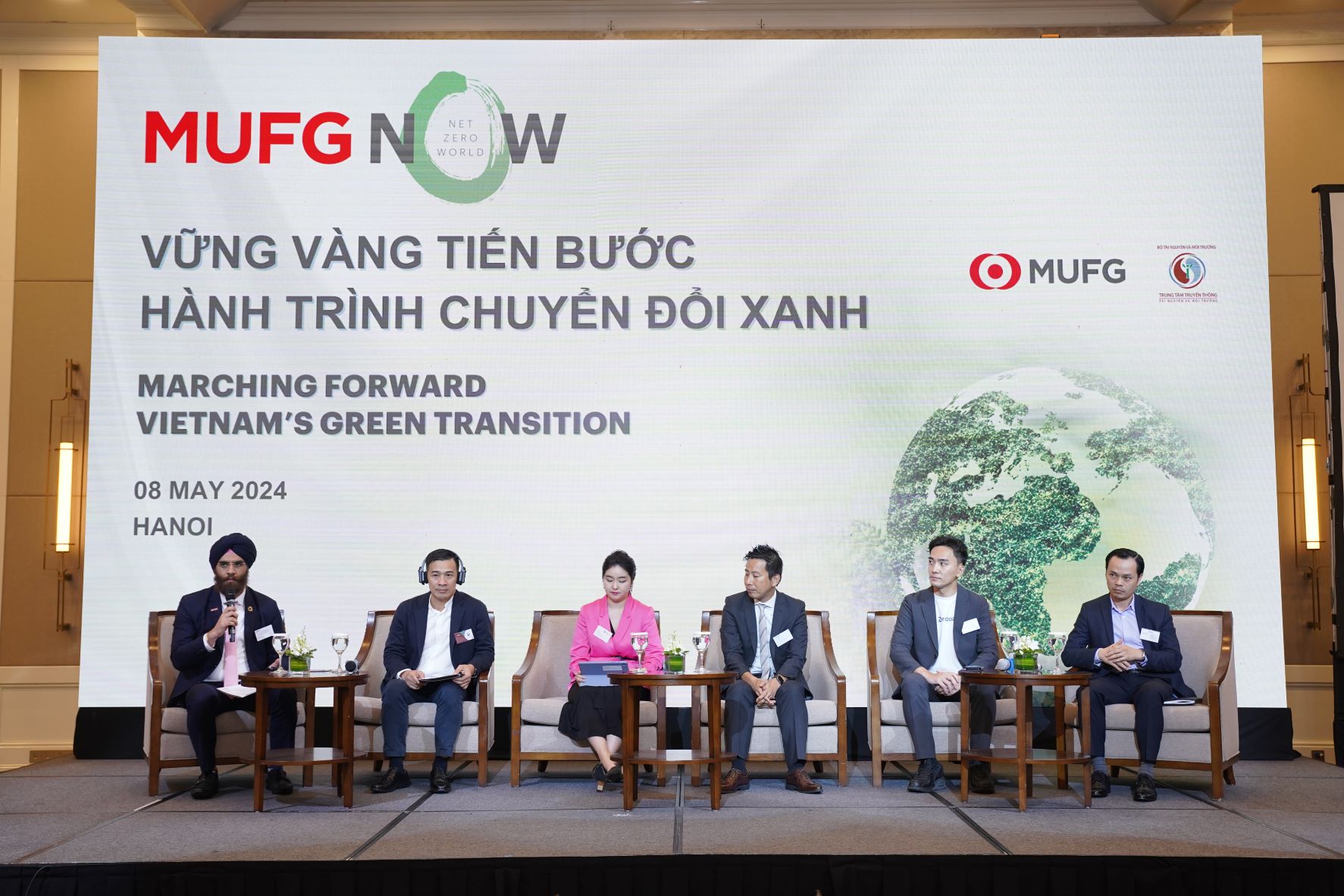 Panel 2