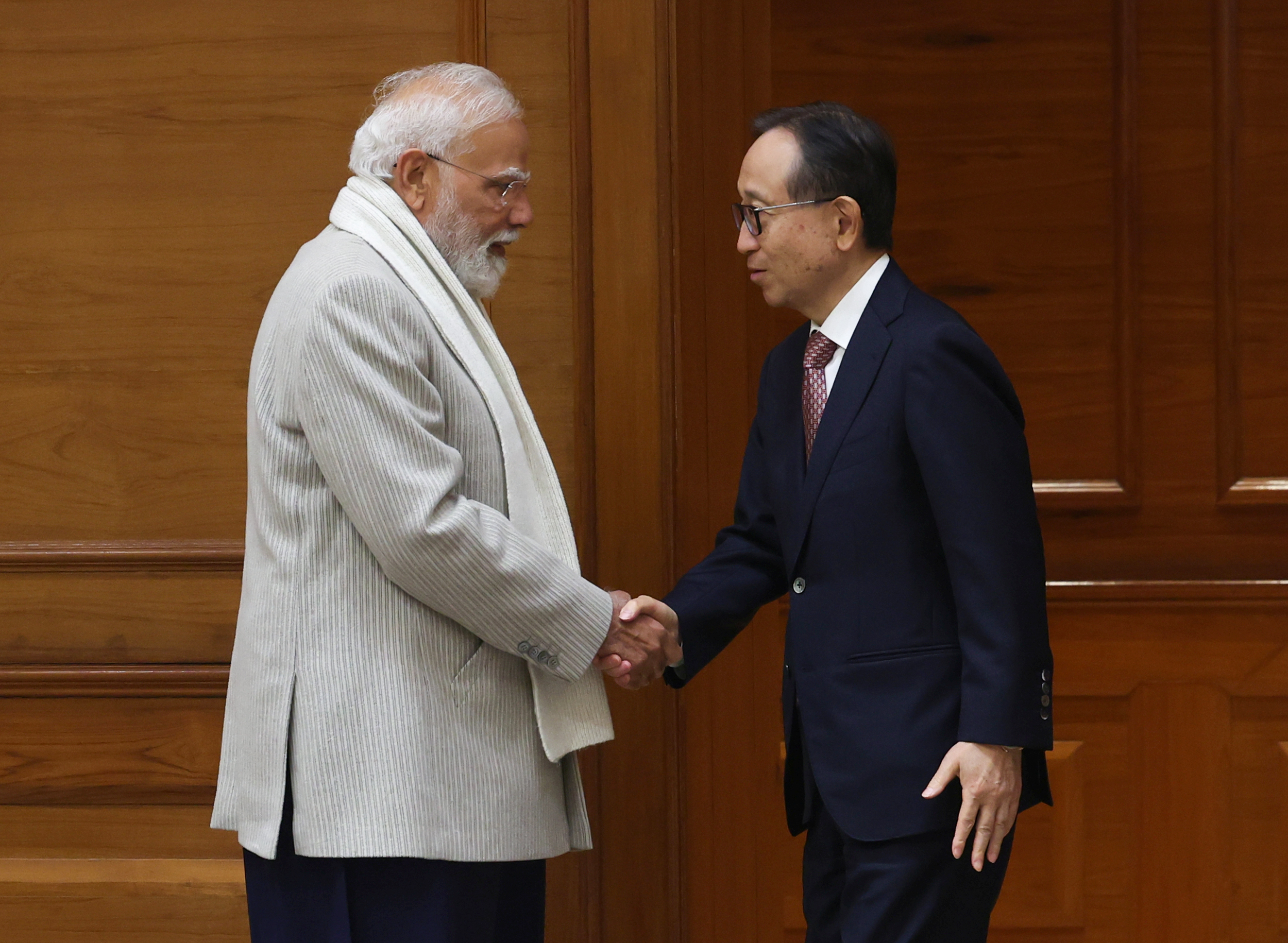 MUFG Group President and CEO Hironori Kamezawa meeting Prime Minister Narendra Modi in New Delhi. PM Modi acknowledged MUFG's support for India's financial sector development, while Group President Kamezawa highlighted the trust forged between India and Japan underpinning MUFG’s long-term strategy in India. 