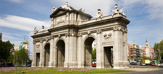 Puerta de Alcalá in Madrid