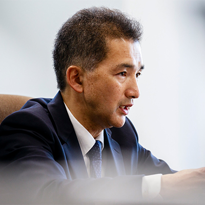 経済産業省 経済産業政策局 新規事業創造推進室長 石井 芳明 様