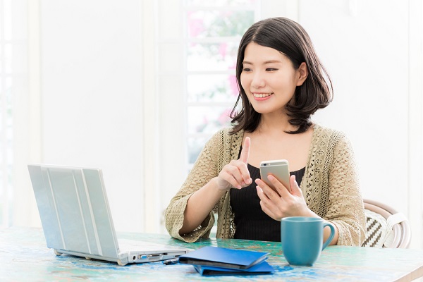 カードローンの申し込みから契約までの流れ