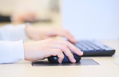 業務紹介ページへ進む