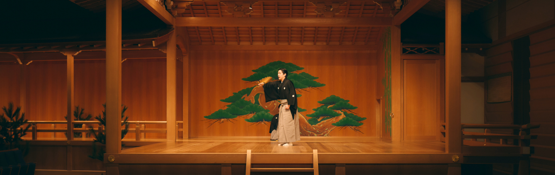 未来へつなぐ―世阿弥の子孫・観世三郎太が語る、600年の伝統を未来へつなぐ覚悟